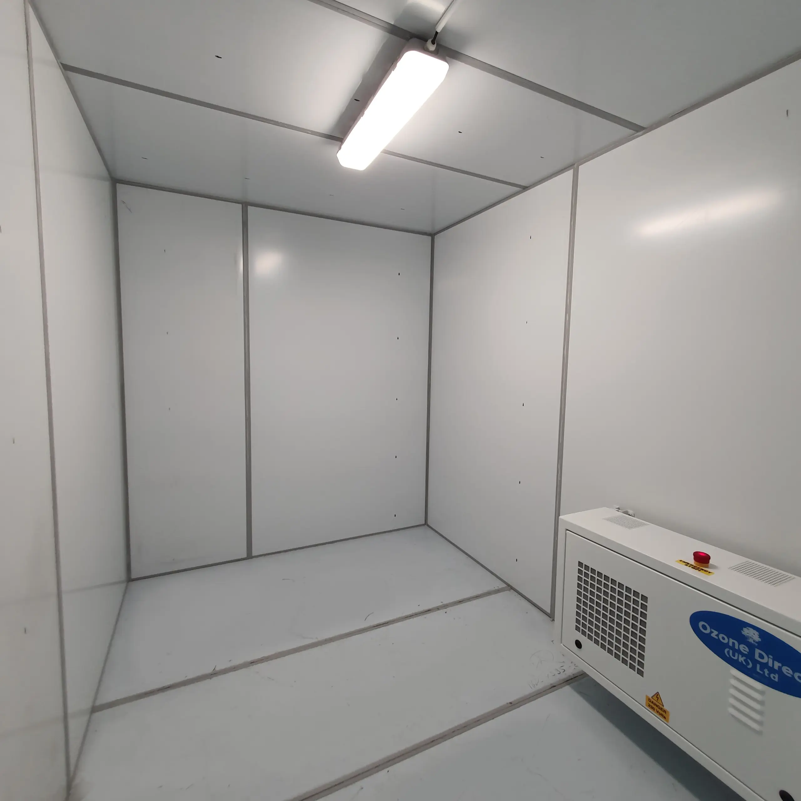 Ozone Room - Image 3